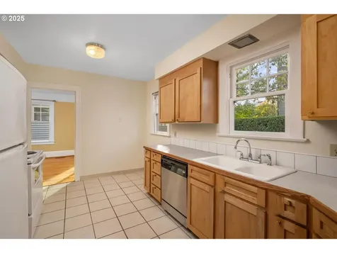 1613 NE 46th Avenue Portland OR 97213