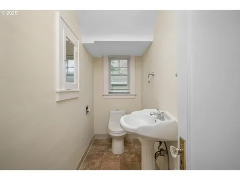 1613 NE 46th Avenue Portland OR 97213