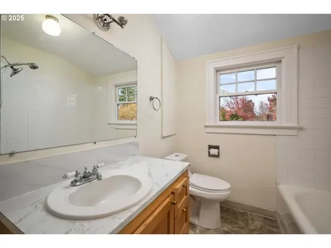 1613 NE 46th Avenue Portland OR 97213