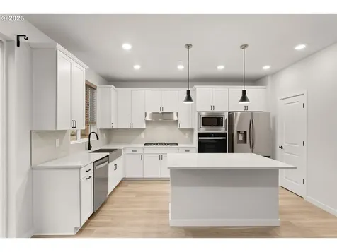 17335 NW Loomis Lane Portland OR 97229