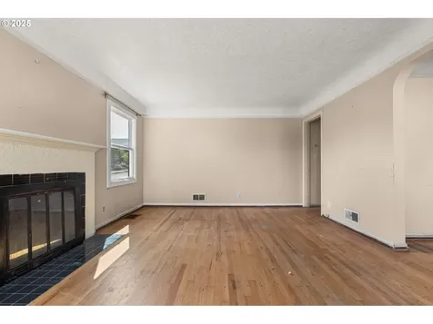 3736 NE Jessup Street Portland OR 97211