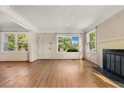 3736 NE Jessup Street Portland OR 97211