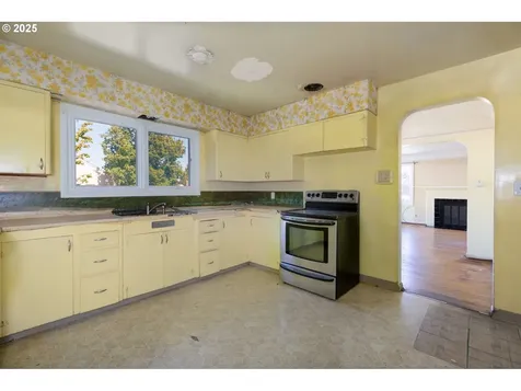 3736 NE Jessup Street Portland OR 97211