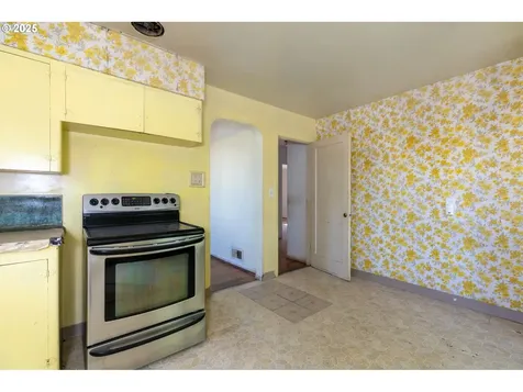3736 NE Jessup Street Portland OR 97211