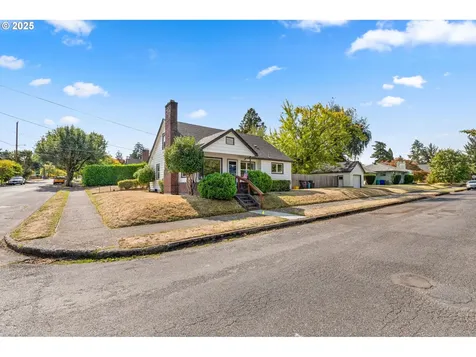3736 NE Jessup Street Portland OR 97211