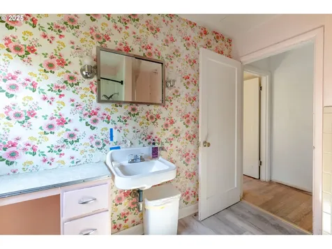 3736 NE Jessup Street Portland OR 97211