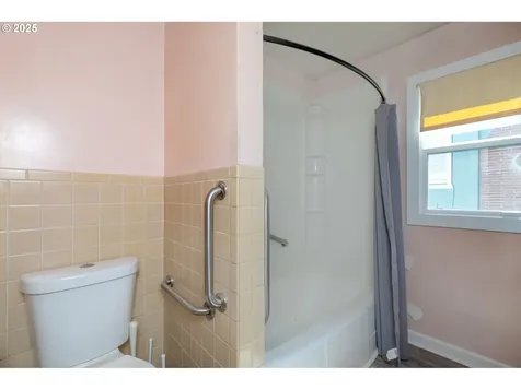 3736 NE Jessup Street Portland OR 97211