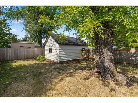 3736 NE Jessup Street Portland OR 97211