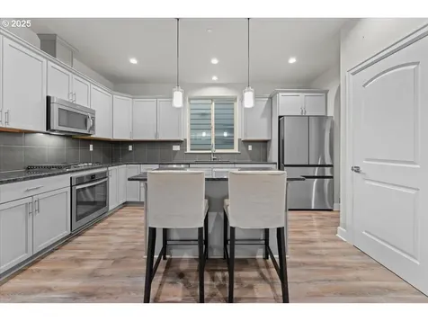 10911 SW Barber Street Wilsonville OR 97070
