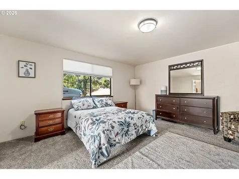 1093 NE Hillcrest Drive Grants Pass OR 97526