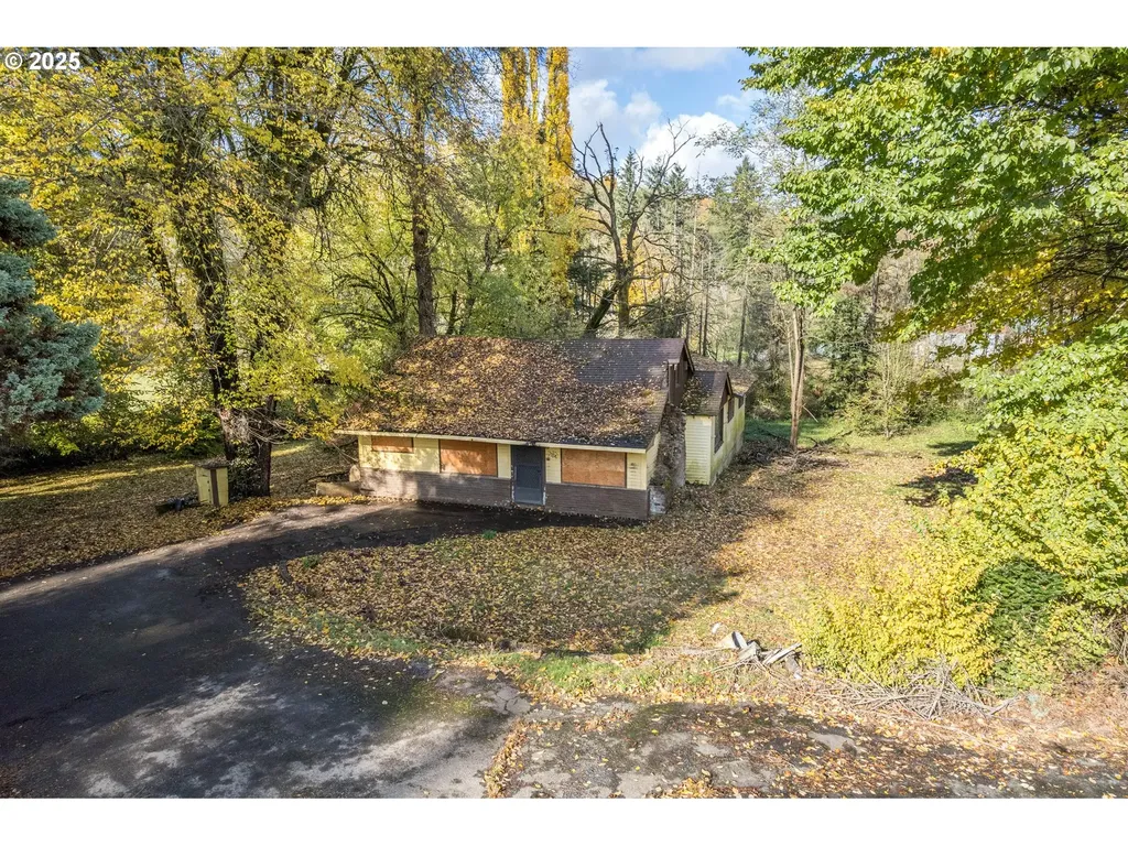 2104 Delameter Road Castle Rock WA 98611