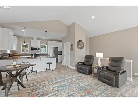 2065 NE Mulberry Loop Lincoln City OR 97367