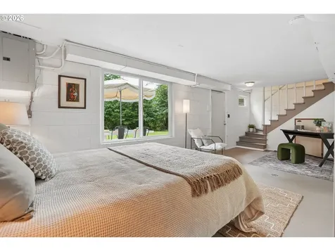 6930 SW Brier Place Portland OR 97219