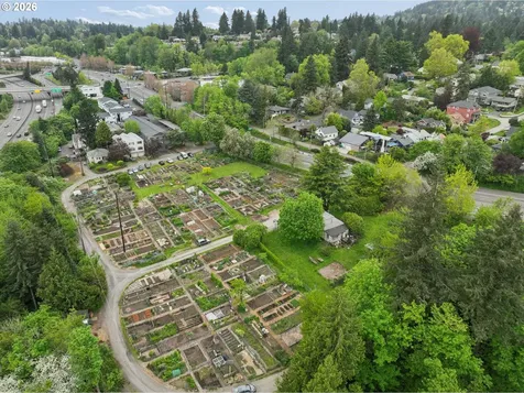 6930 SW Brier Place Portland OR 97219