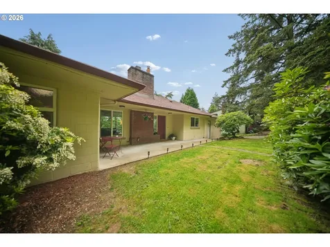 6930 SW Brier Place Portland OR 97219