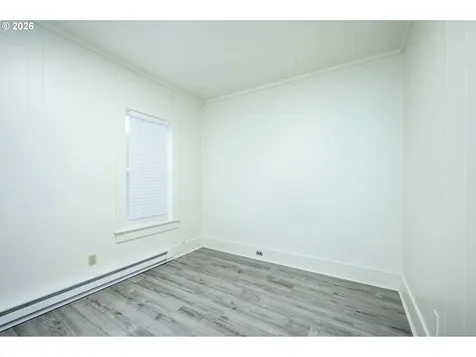 102 SE 1st Street Mcminnville OR 97128