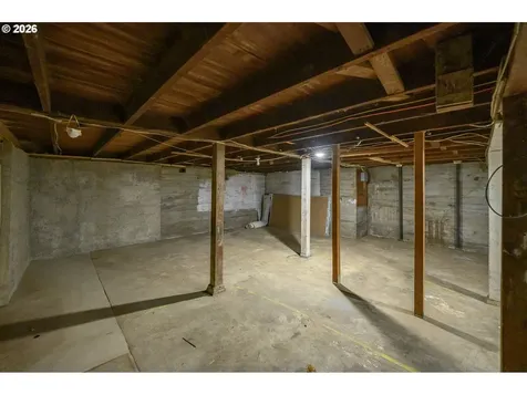 102 SE 1st Street Mcminnville OR 97128