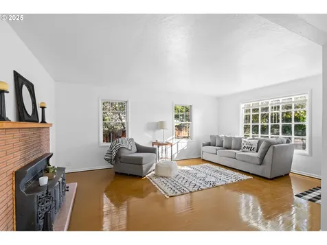 513 NW 9th Street Pendleton OR 97801