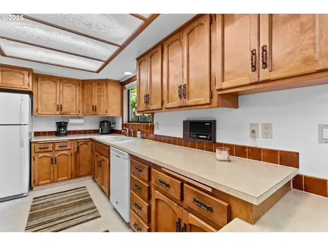 5360 Palisades Drive Lincoln City OR 97367