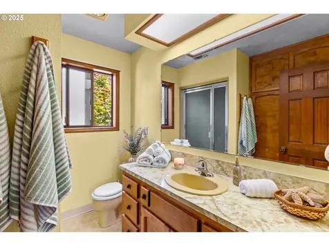 5360 Palisades Drive Lincoln City OR 97367