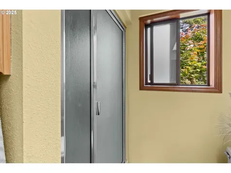 5360 Palisades Drive Lincoln City OR 97367