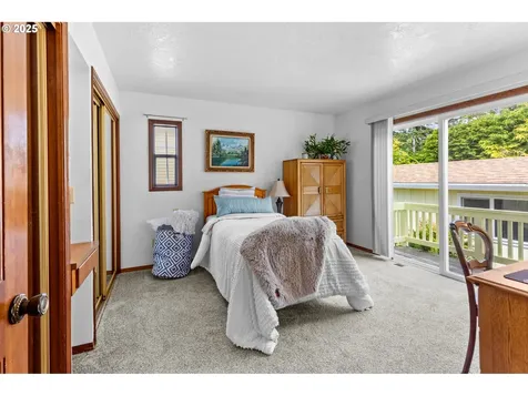 5360 Palisades Drive Lincoln City OR 97367