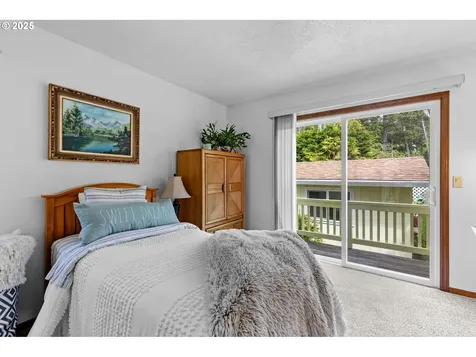 5360 Palisades Drive Lincoln City OR 97367