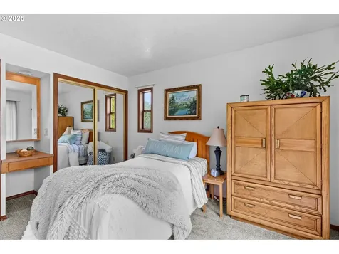 5360 Palisades Drive Lincoln City OR 97367