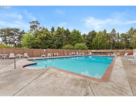 5360 Palisades Drive Lincoln City OR 97367