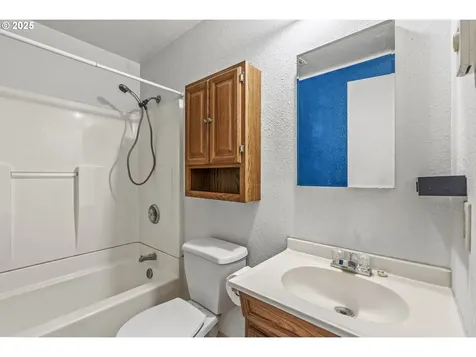 4213 NE 127th Avenue Vancouver WA 98682