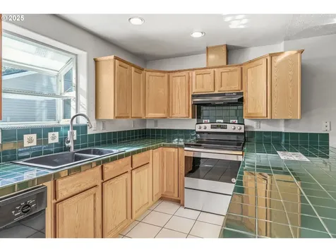 4213 NE 127th Avenue Vancouver WA 98682