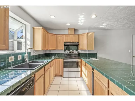 4213 NE 127th Avenue Vancouver WA 98682