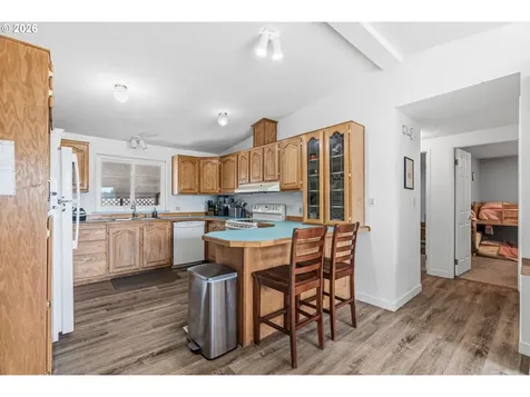 1216 W C Avenue La Center WA 98629