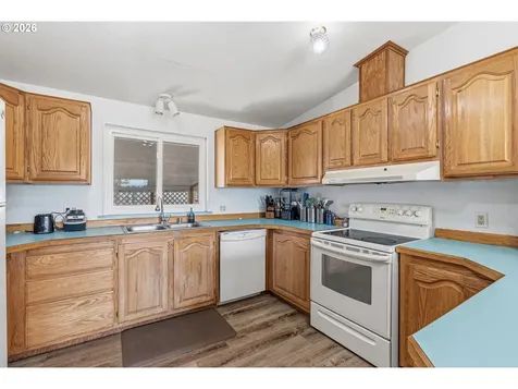 1216 W C Avenue La Center WA 98629