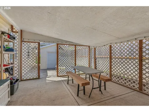 1216 W C Avenue La Center WA 98629