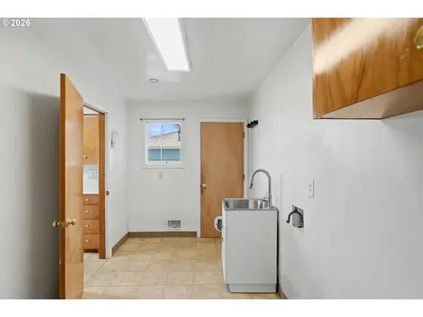 4724 Fir Dell Drive Salem OR 97302
