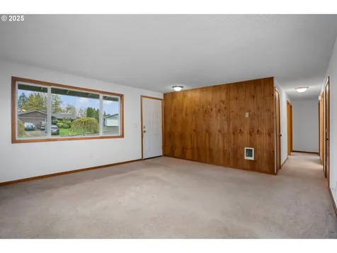 12711 NE 85th Street Vancouver WA 98682