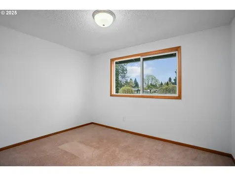 12711 NE 85th Street Vancouver WA 98682