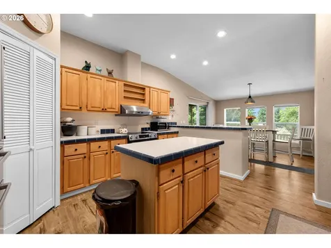 161 Rogers Road Kalama WA 98625