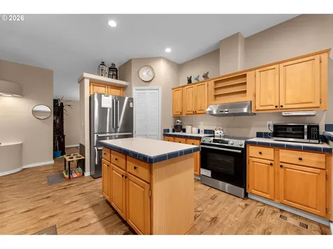 161 Rogers Road Kalama WA 98625