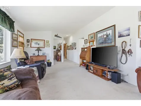 271 Cowlitz Ridge Road Toledo WA 98591