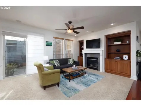 17246 SW Montague Way Portland OR 97224