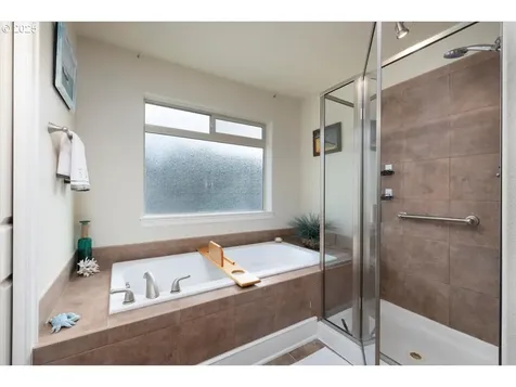17246 SW Montague Way Portland OR 97224