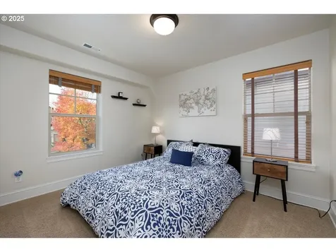 17246 SW Montague Way Portland OR 97224