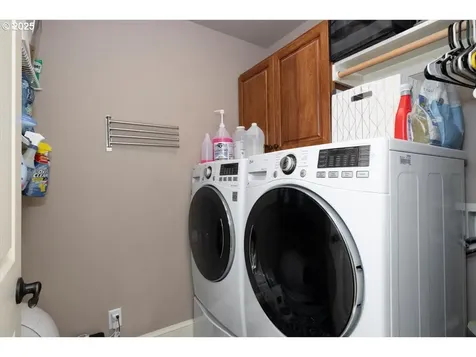 17246 SW Montague Way Portland OR 97224