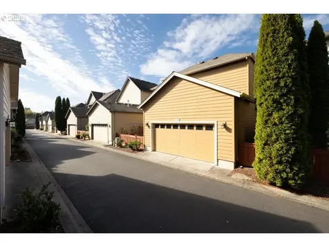 17246 SW Montague Way Portland OR 97224