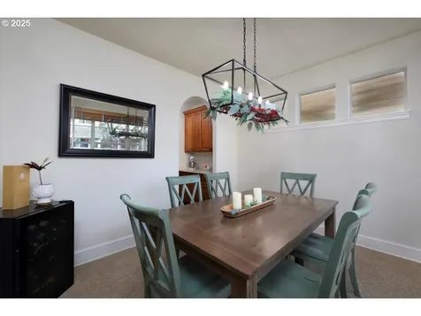 17246 SW Montague Way Portland OR 97224