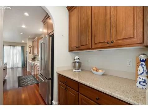 17246 SW Montague Way Portland OR 97224