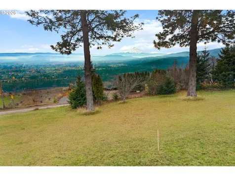 Crestview Lane Underwood WA 98651