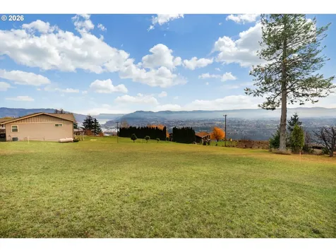 Crestview Lane Underwood WA 98651